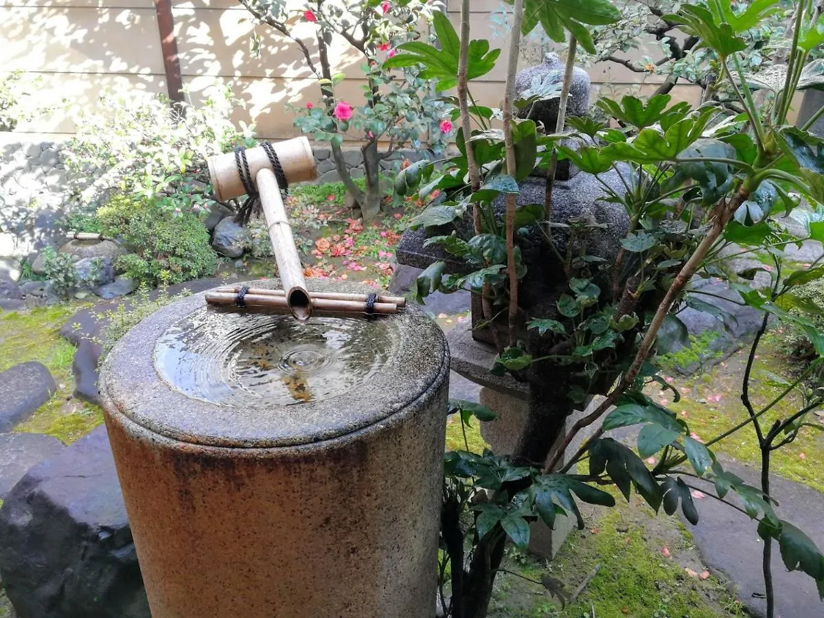 京都二条城近く京町屋120年の歴史に泊まる 0*, 京都市 日本